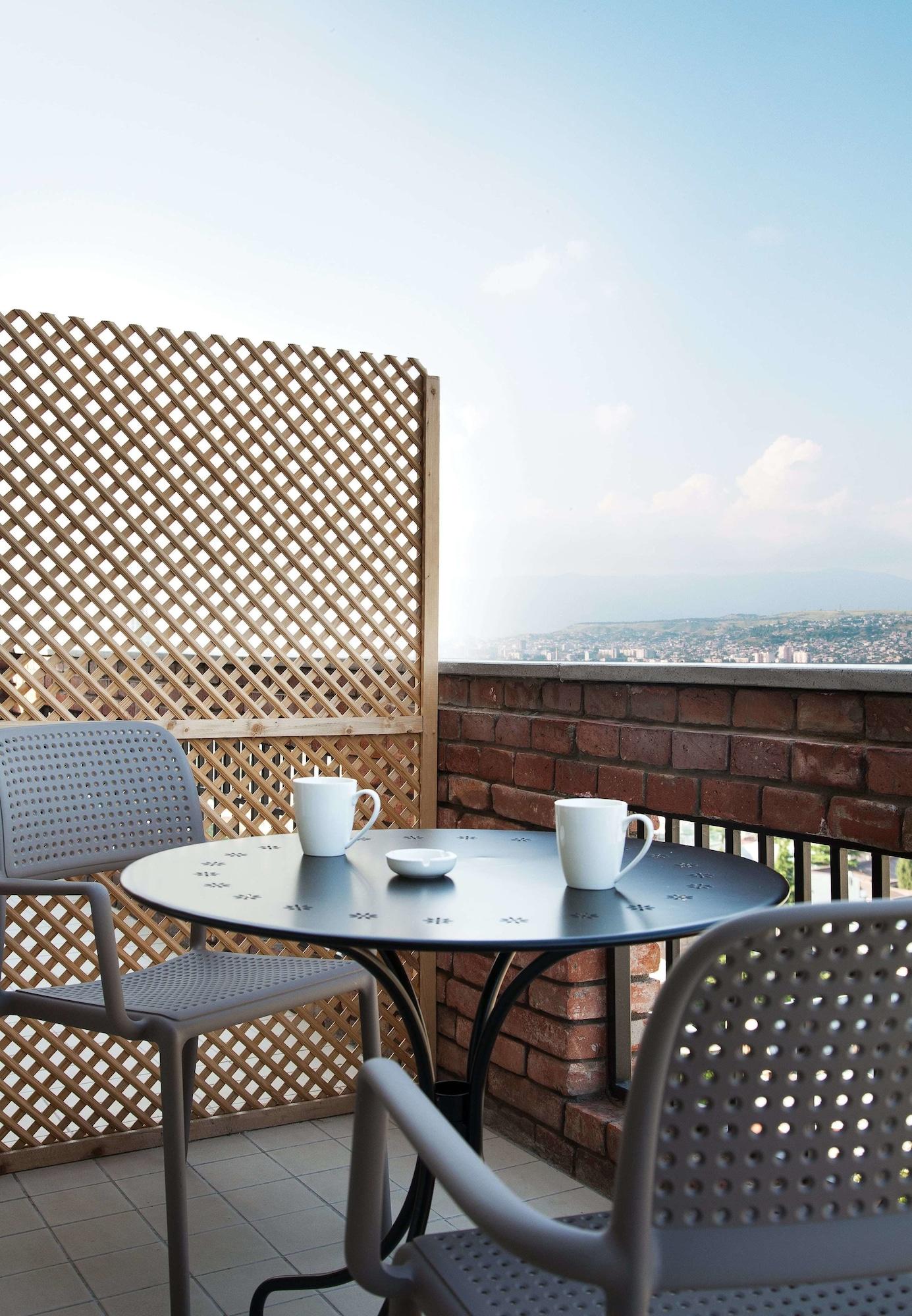 The Terrace Boutique Hotel Tbilisi Bagian luar foto